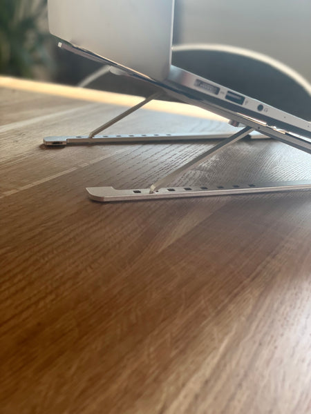 Aluminium Ständer für Laptop und Tablet (bis 17") 8-Höhen Multi-Winkel Halterung